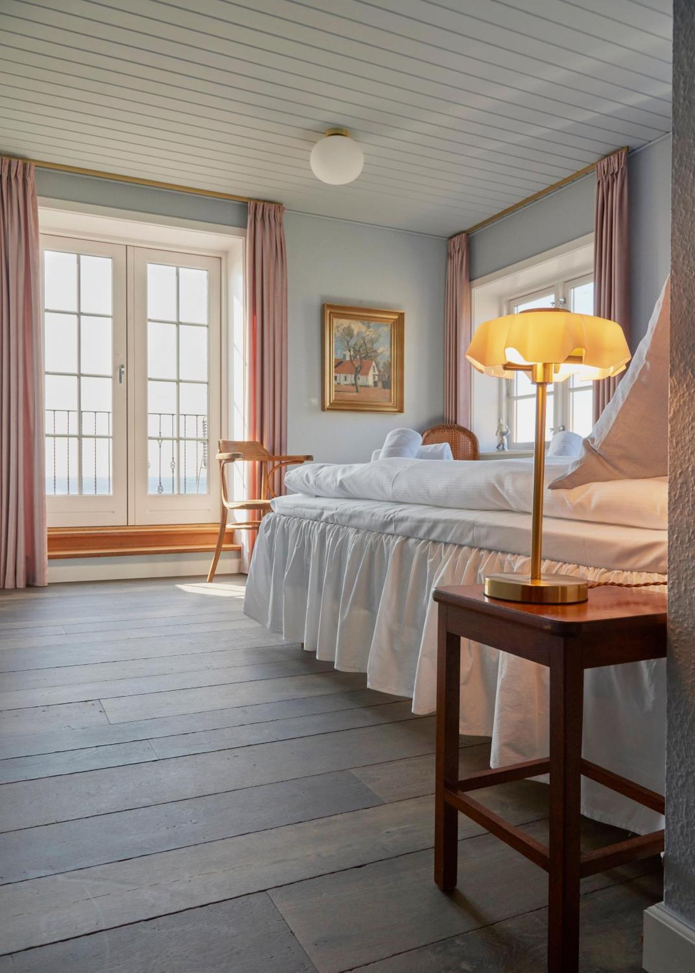 Hotel Kysten Hasle Extérieur photo