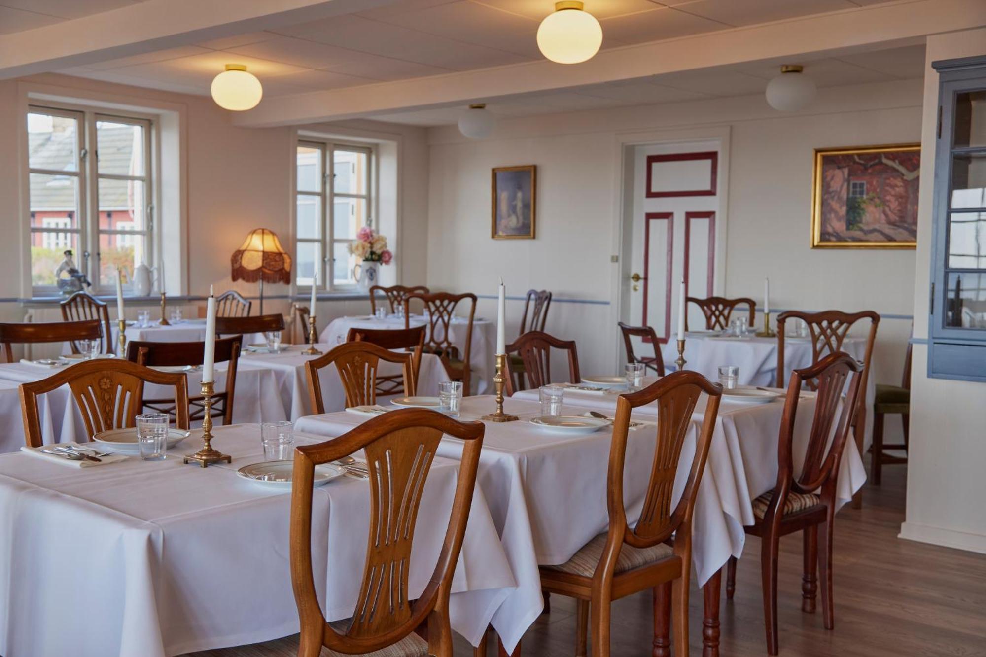 Hotel Kysten Hasle Extérieur photo